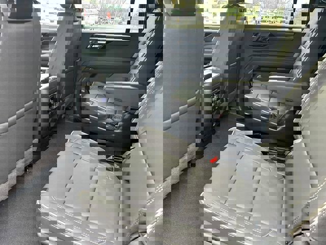 New 2026 Chevrolet Suburban Premier image 12