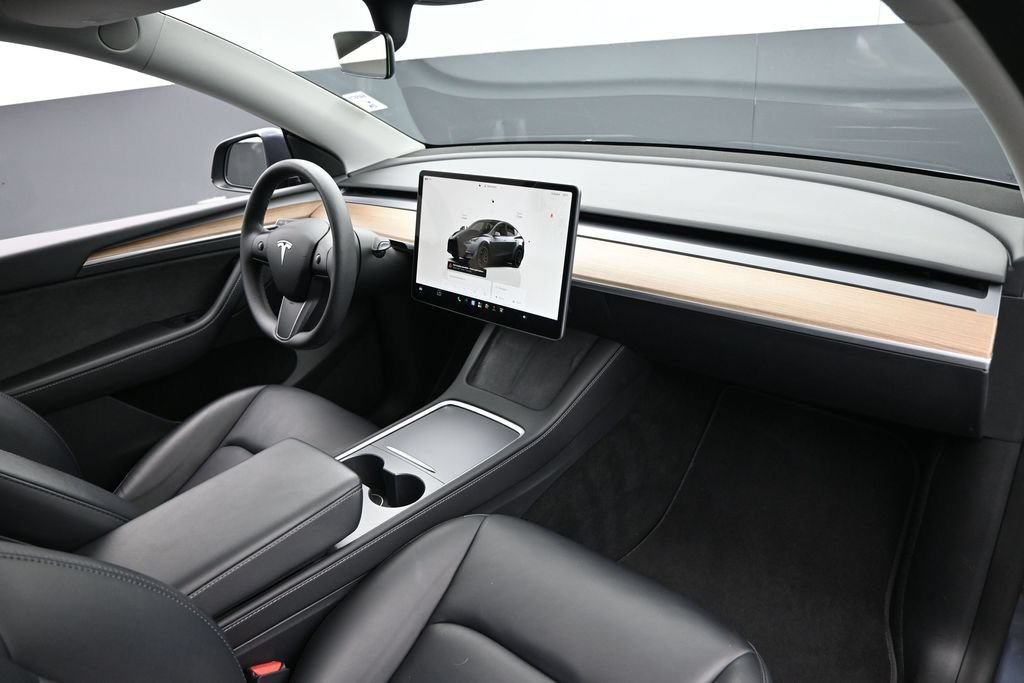 Used 2022 Tesla Model Y Performance AWD/4WD image 26