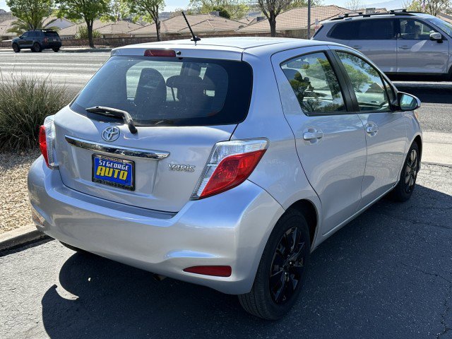 Used 2014 Toyota Yaris L image 3