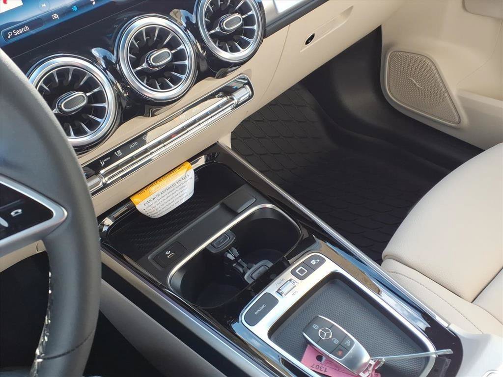 New 2026 Mercedes-Benz GLB 250 4MATIC image 18