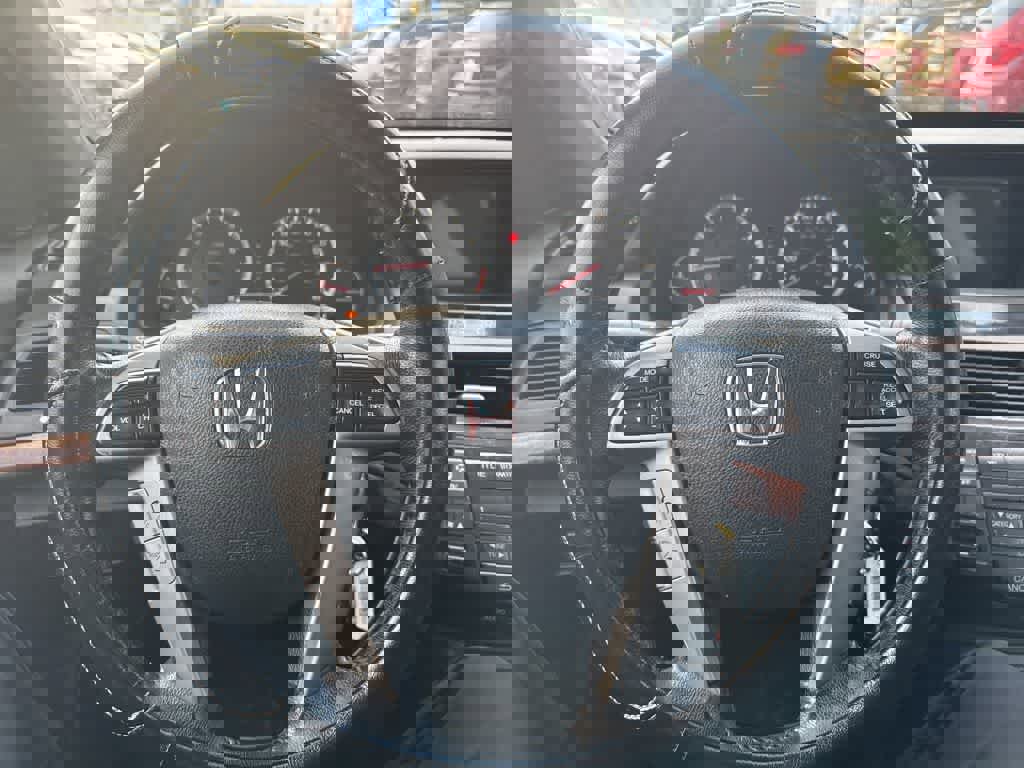 Used 2011 Honda Accord EX-L image 22