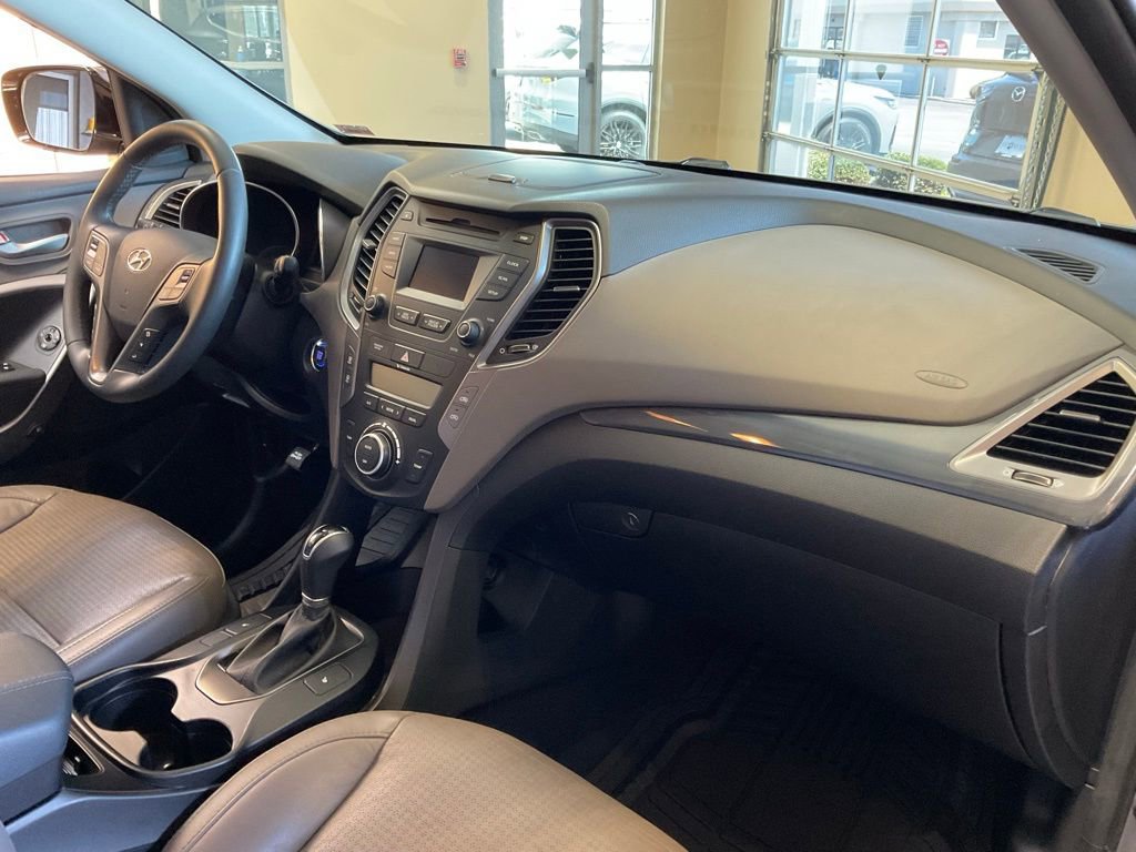 Used 2016 Hyundai Santa Fe Sport w/ Option Group 03 image 18