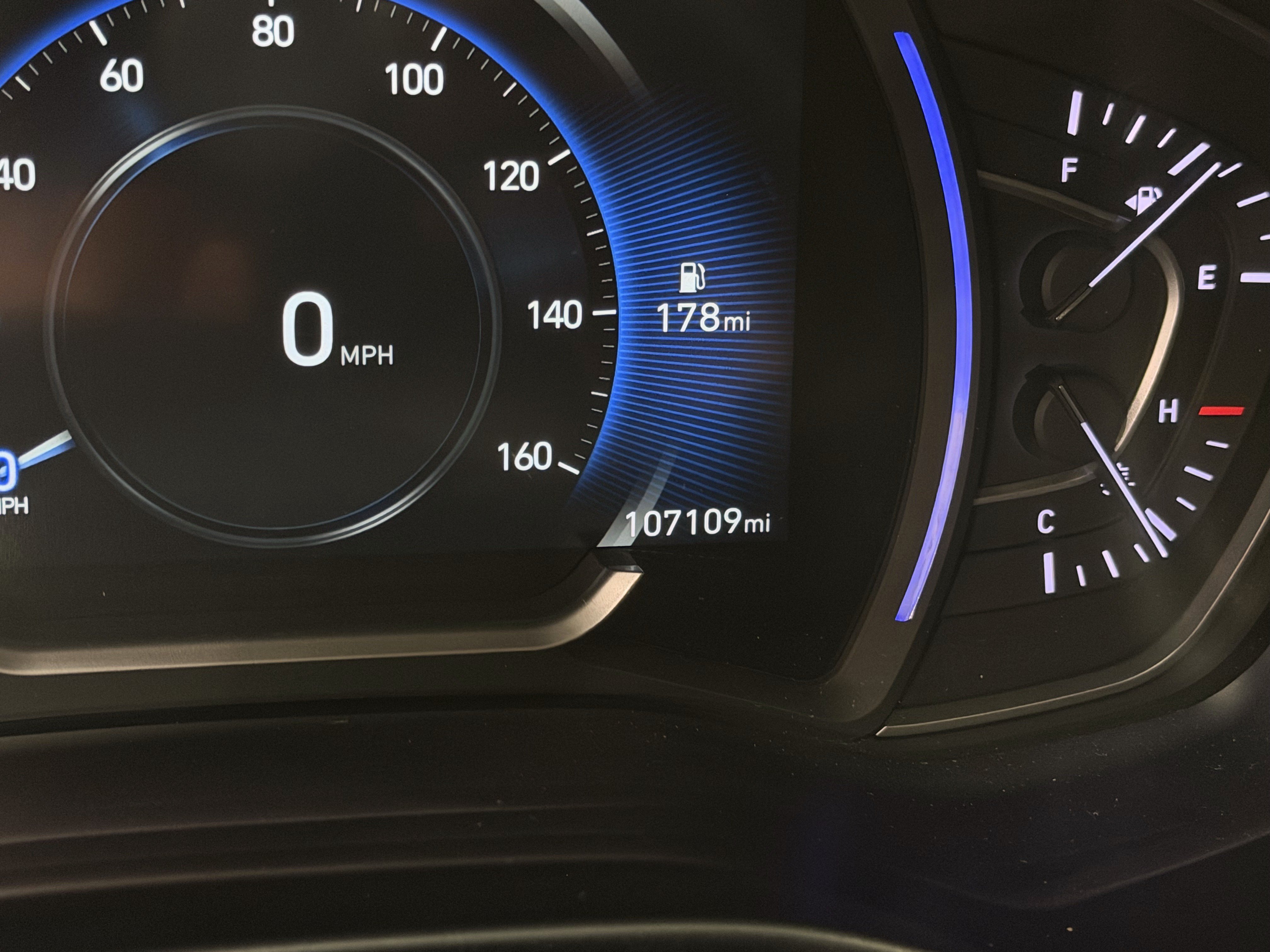 Used 2020 Hyundai Santa Fe SEL w/ Convenience Package AWD/4WD image 44