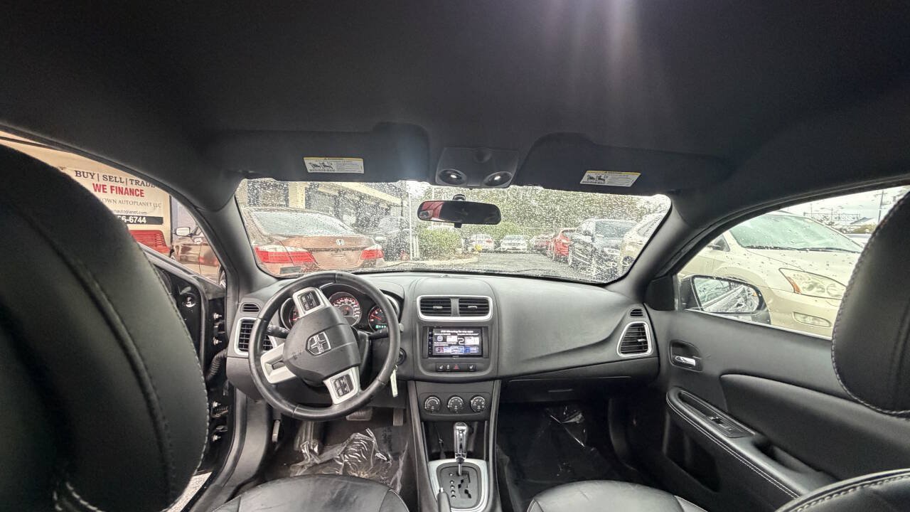 Used 2013 Dodge Avenger SXT w/ Blacktop Pkg FWD image 13