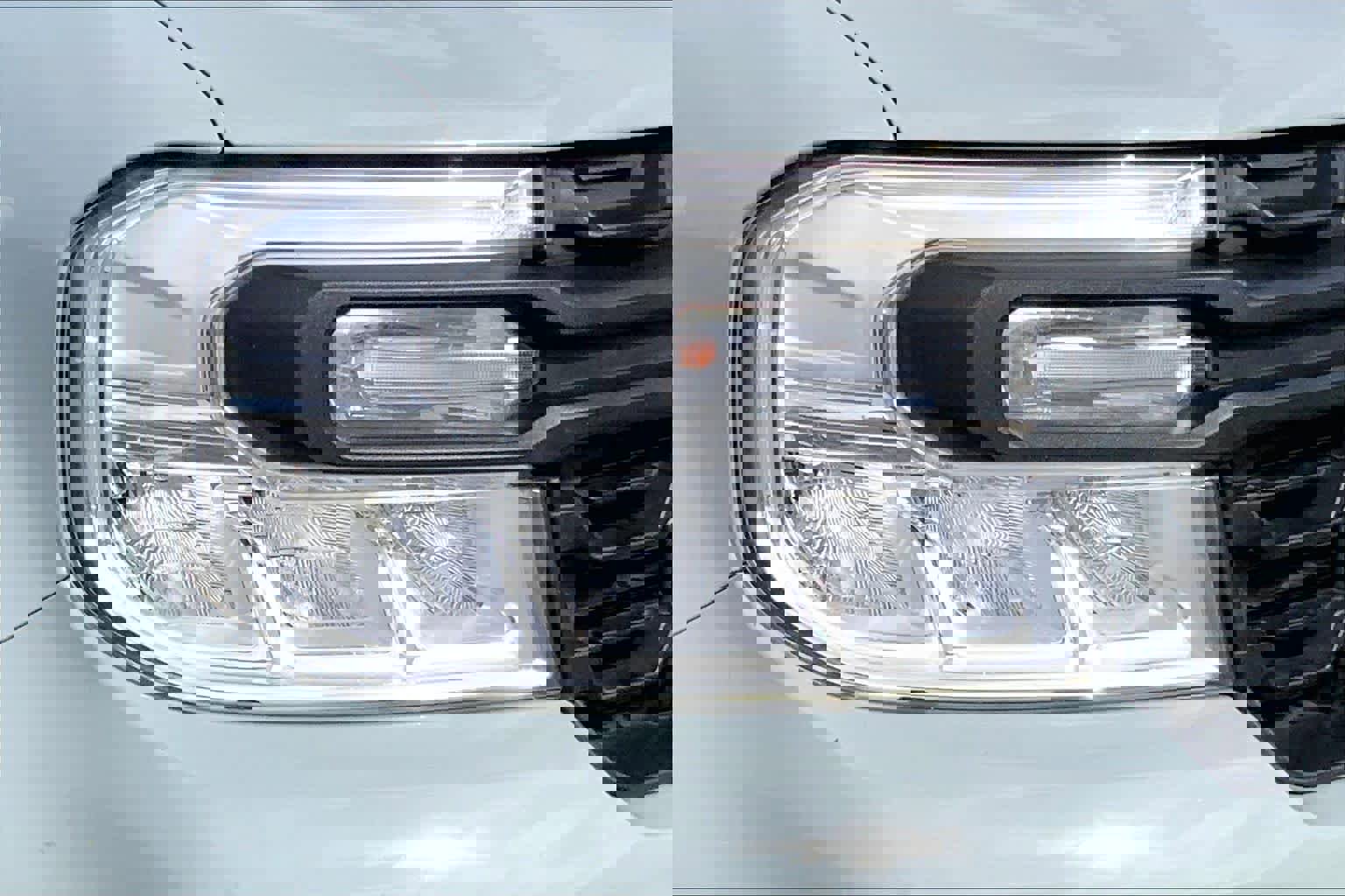 Used 2023 Ford Maverick XL image 24