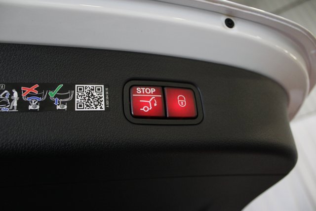 New 2026 Mercedes-Benz GLC 300 4MATIC image 8