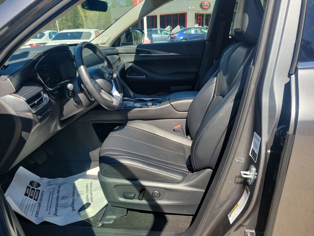 Used 2024 INFINITI QX60 Luxe w/ Performance Audio Package image 16