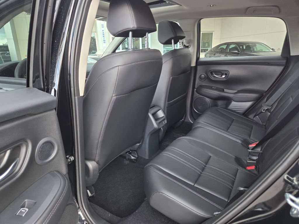 New 2027 Honda HR-V EX-L image 11