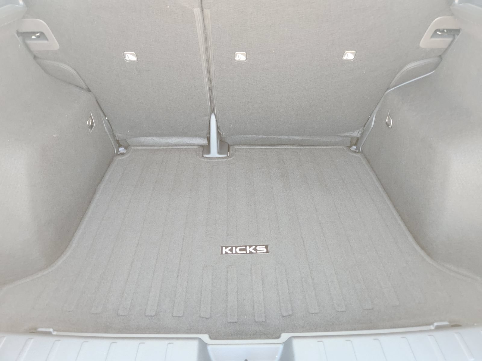 New 2027 Nissan Kicks S FWD image 25
