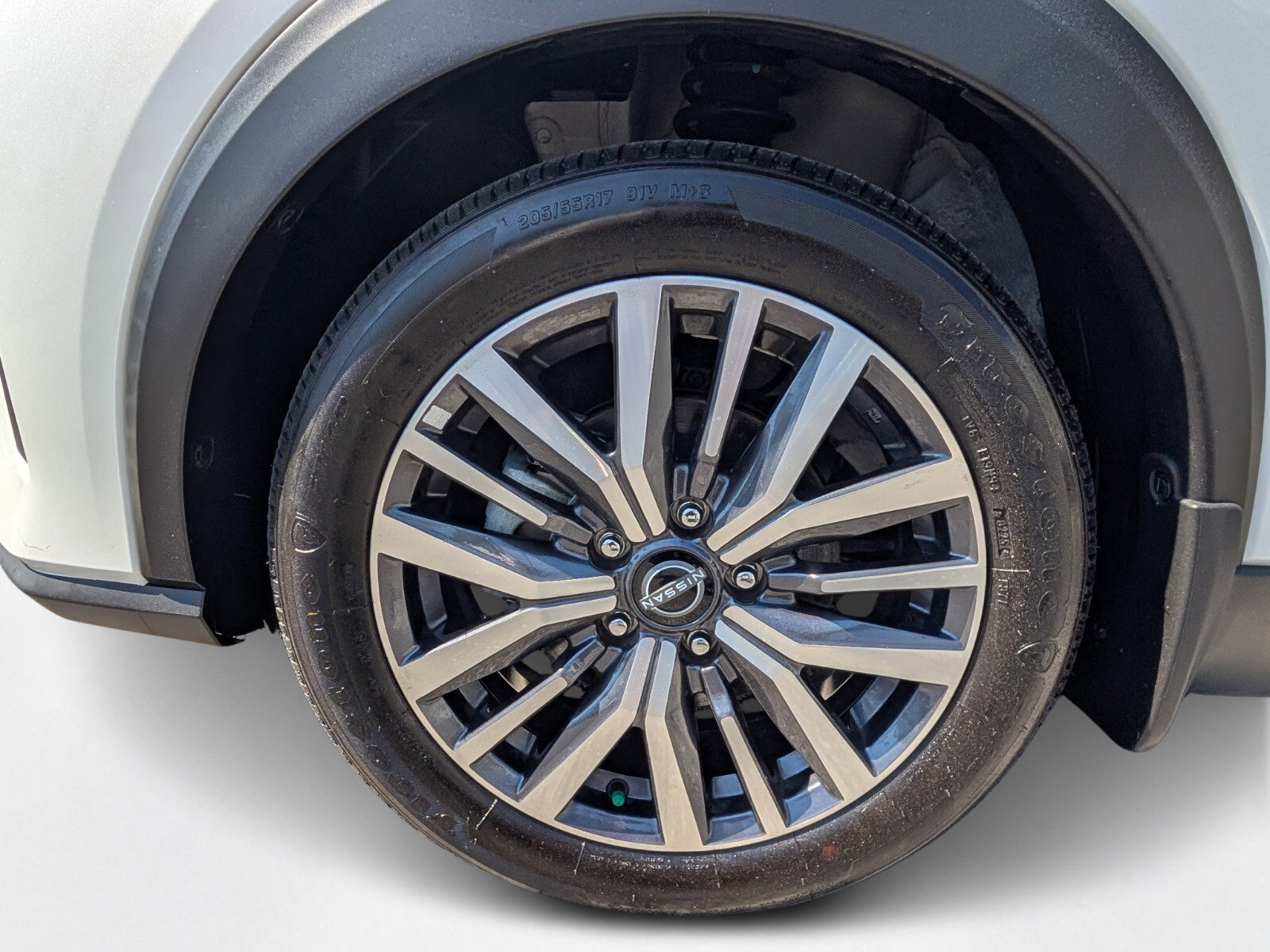 Certified 2024 Nissan Kicks SV w/ Interior Electronics Package image 9