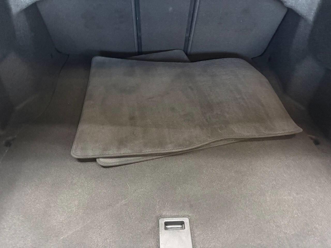 Used 2016 Mercedes-Benz C 300 Luxury image 42