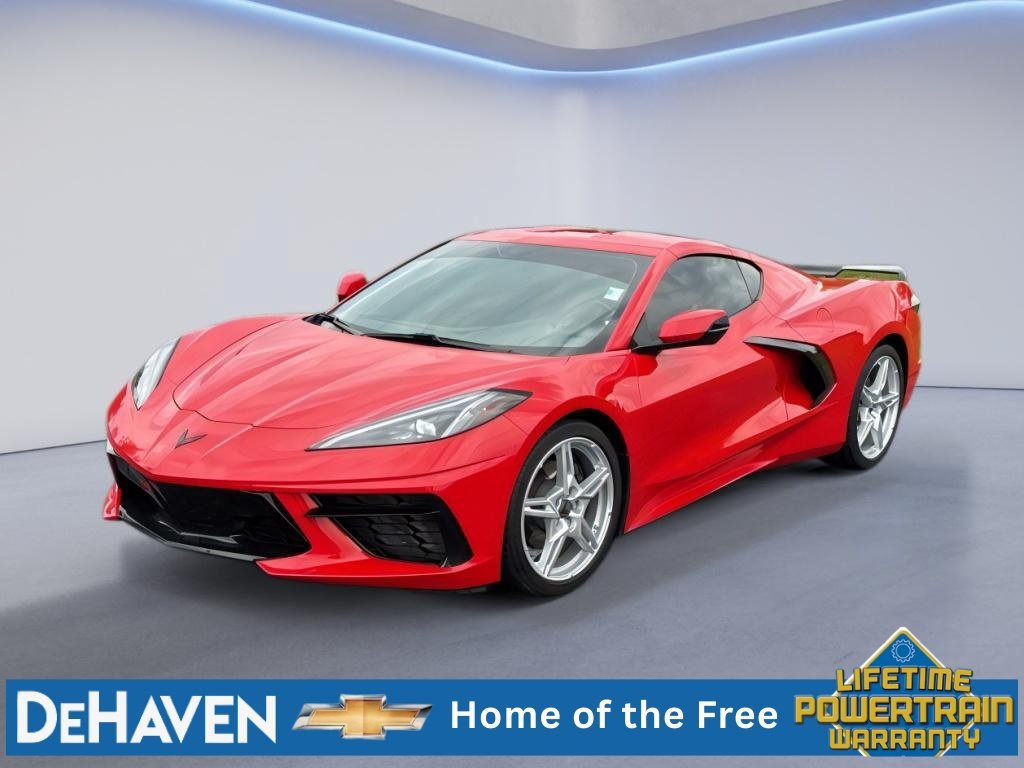 Used 2022 Chevrolet Corvette Stingray Coupe w/ 1LT RWD image 2