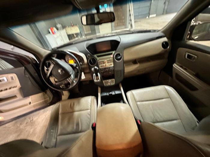 Used 2010 Honda Pilot Touring image 33