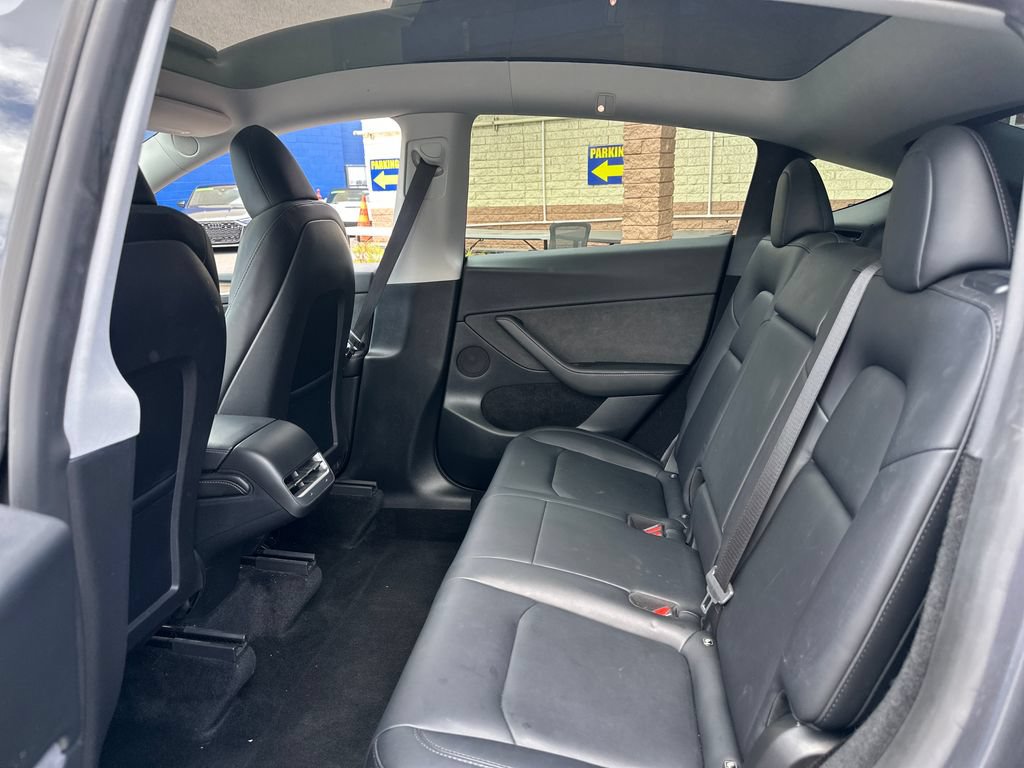 Used 2023 Tesla Model Y Long Range AWD/4WD image 14