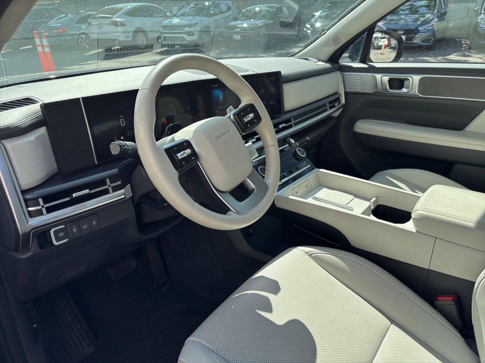 Used 2025 Hyundai Santa Fe SEL FWD image 35