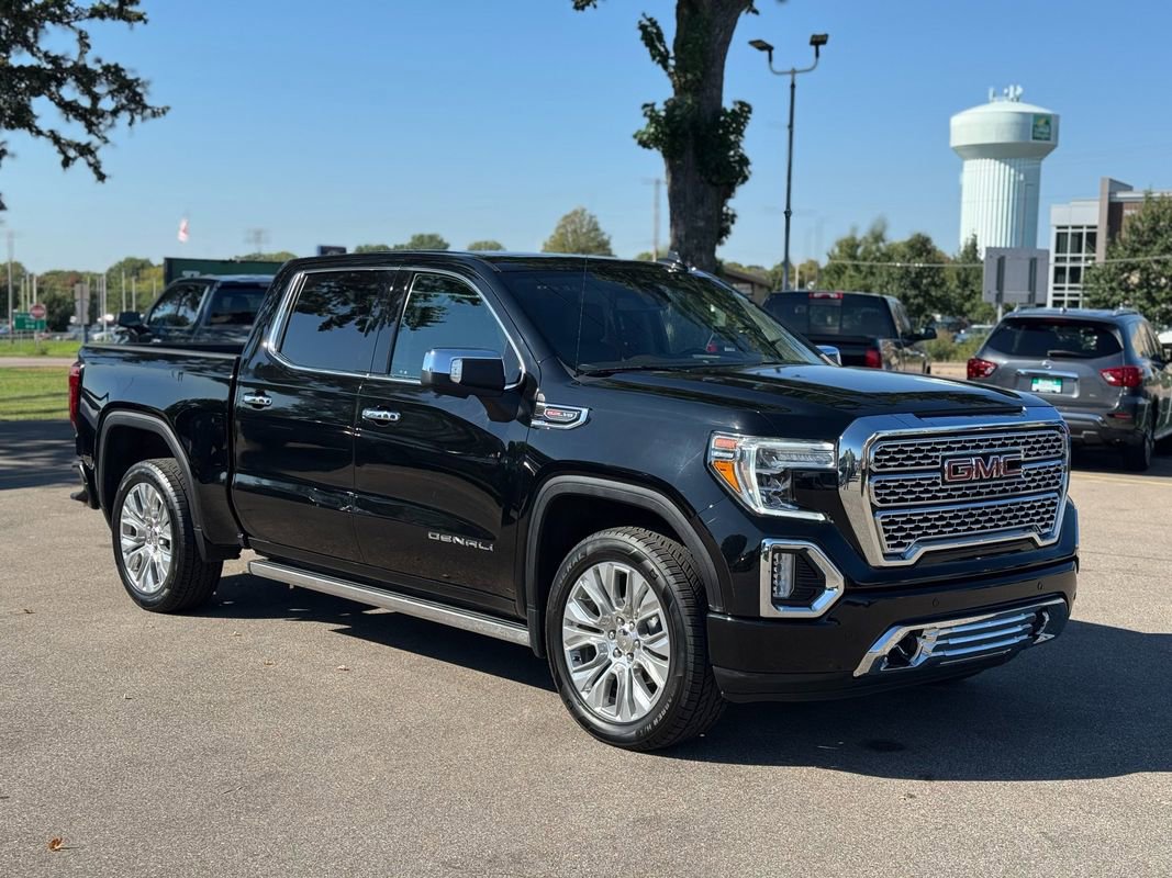 Used 2022 GMC Sierra 1500 Denali w/ Denali Premium Package image 2