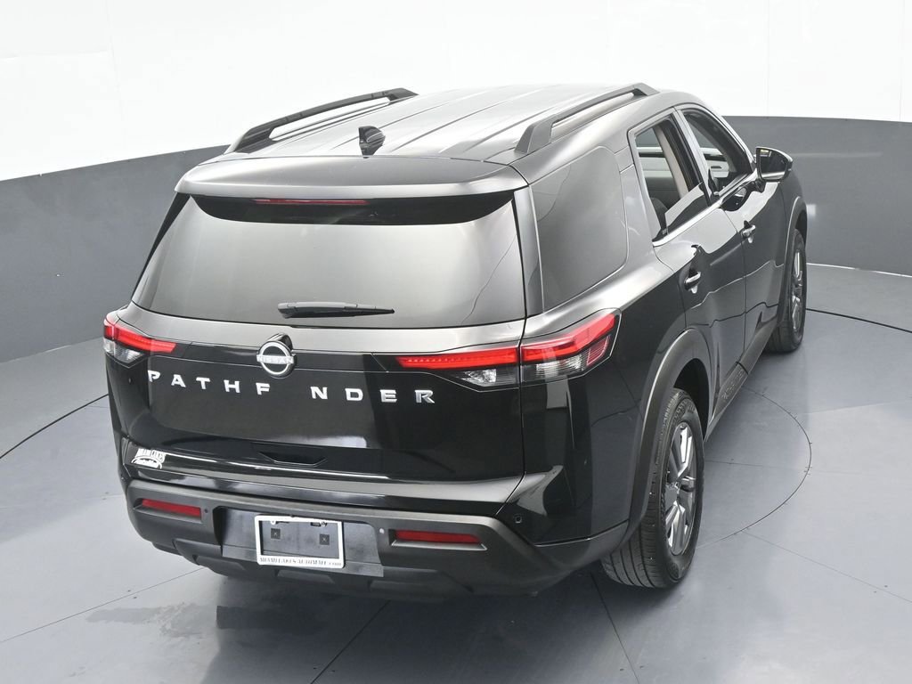 Used 2025 Nissan Pathfinder SV image 53