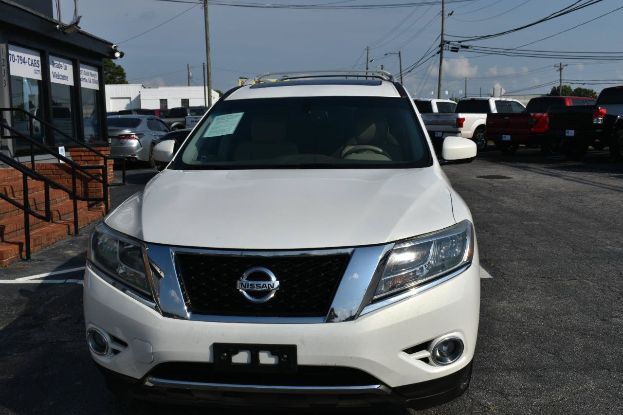 Used 2014 Nissan Pathfinder Platinum w/ Platinum Premium Package AWD/4WD image 3