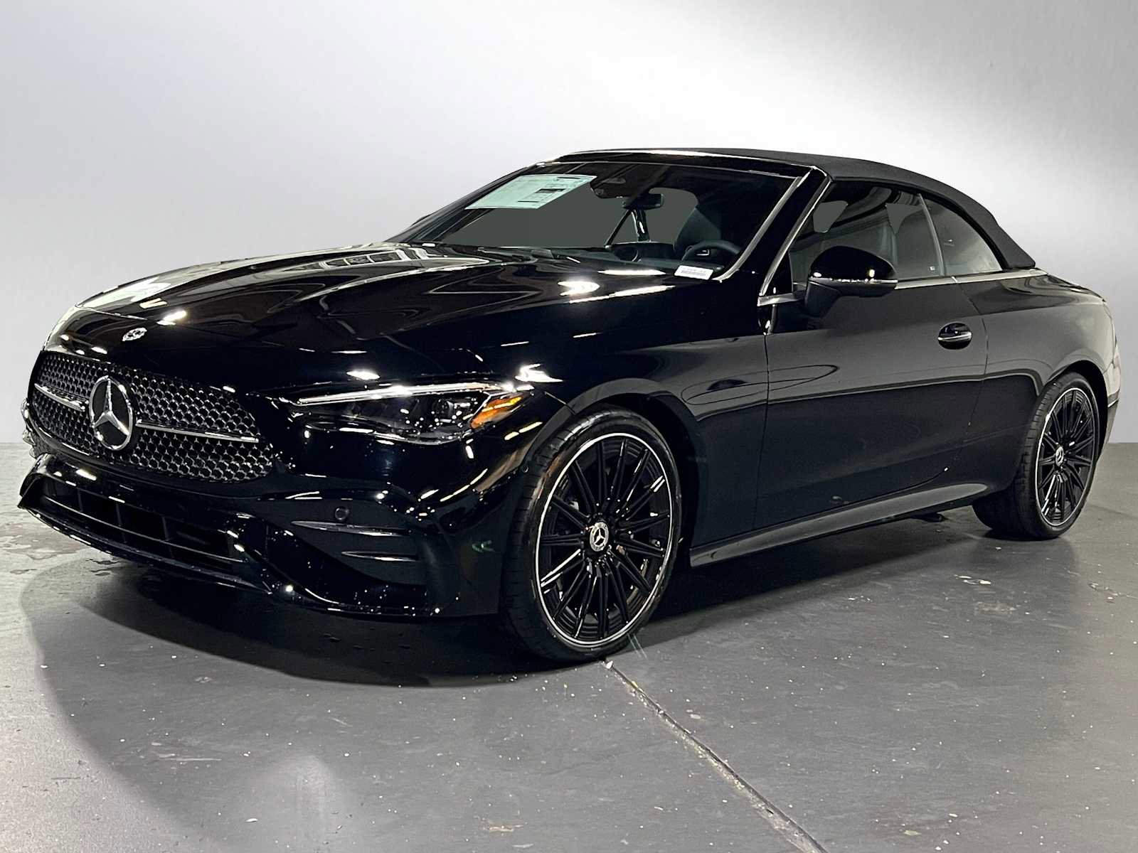 New 2026 Mercedes-Benz CLE 300 4MATIC Cabriolet image 7