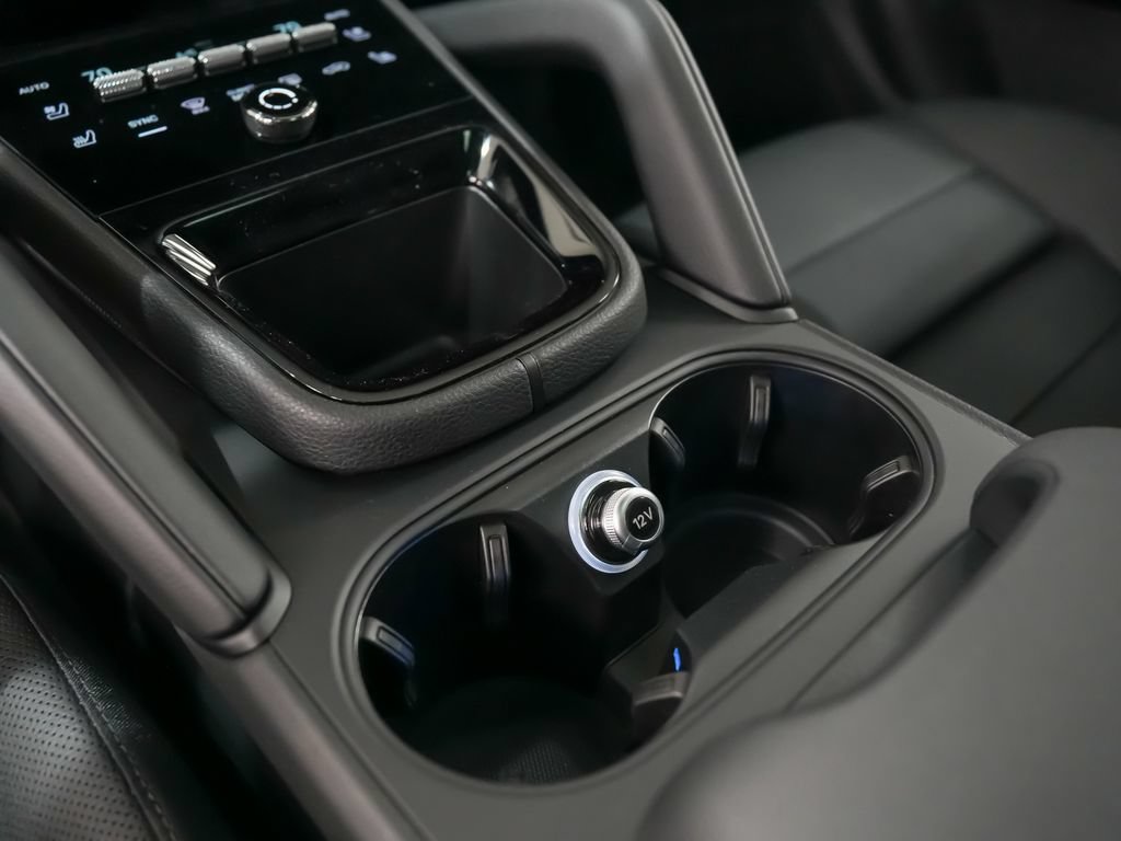New 2026 Porsche Cayenne AWD/4WD image 32
