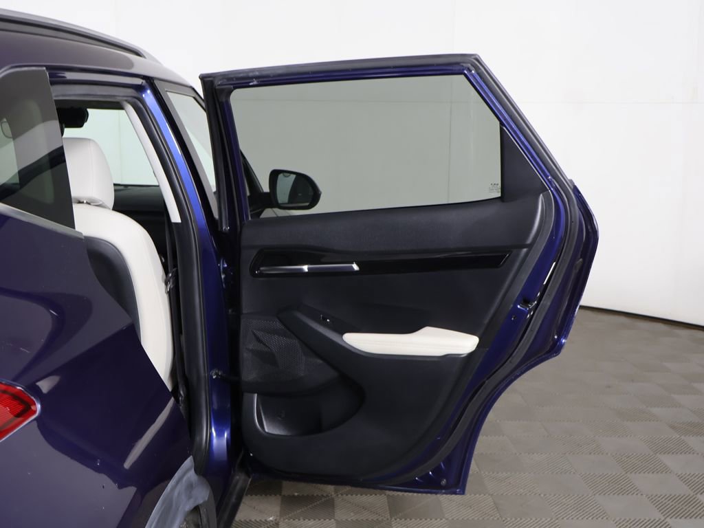 Used 2023 Kia Seltos SX image 23