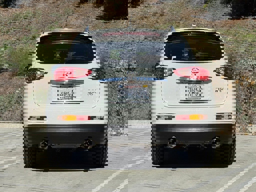 Used 2015 INFINITI QX50 Journey w/ Premium Package image 10