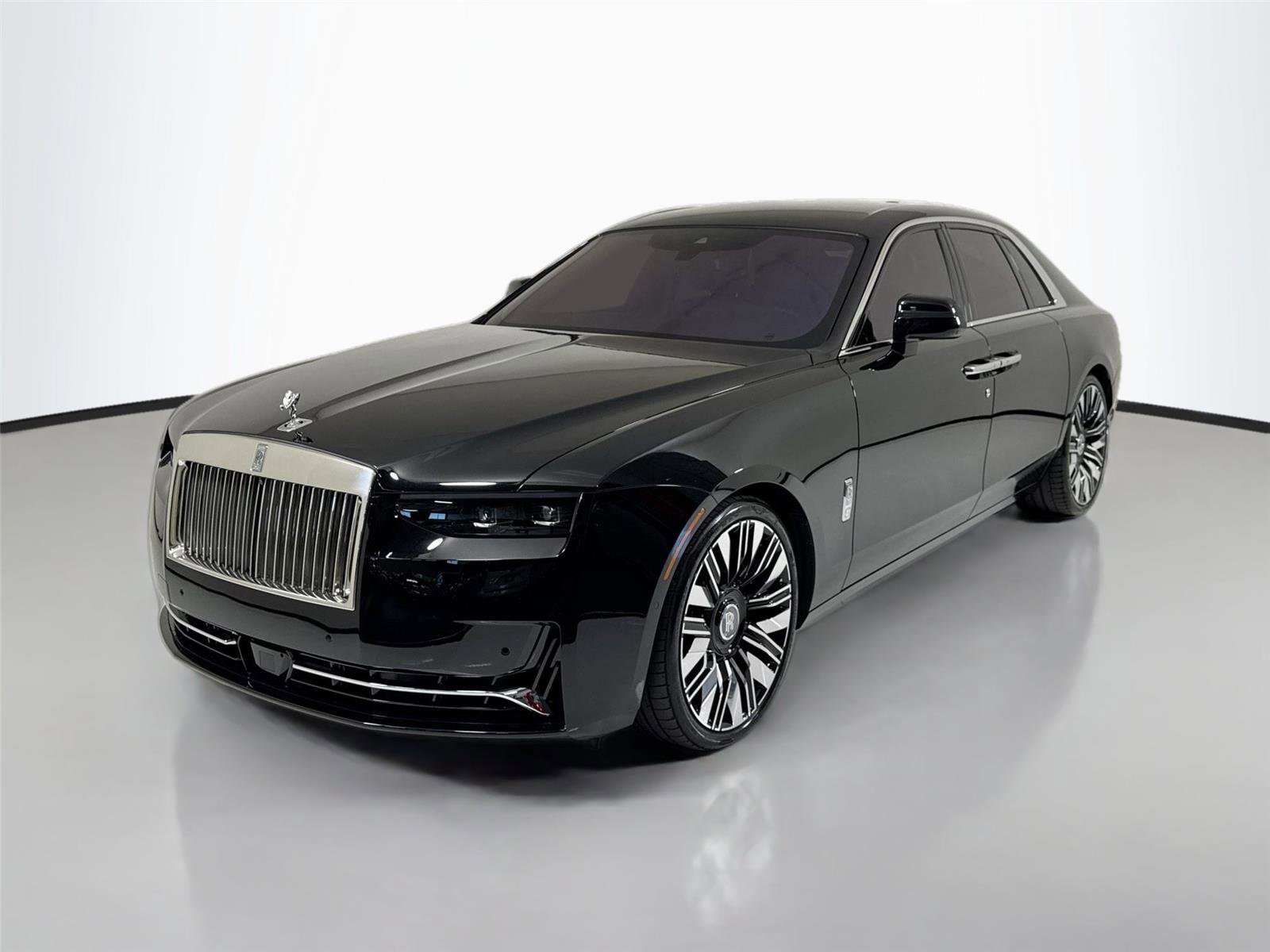 Used 2025 Rolls-Royce Ghost image 11