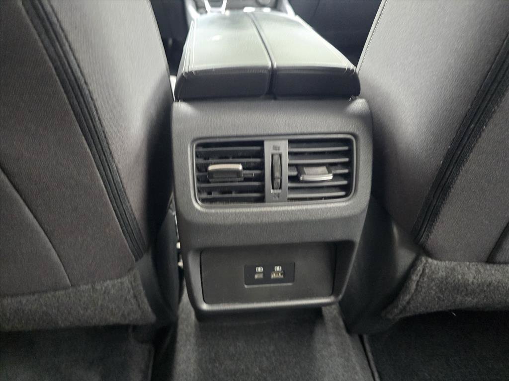 Used 2021 Nissan Rogue SV FWD image 24