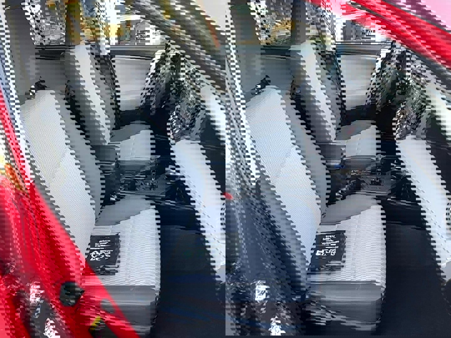 Used 2014 Toyota RAV4 LE image 17