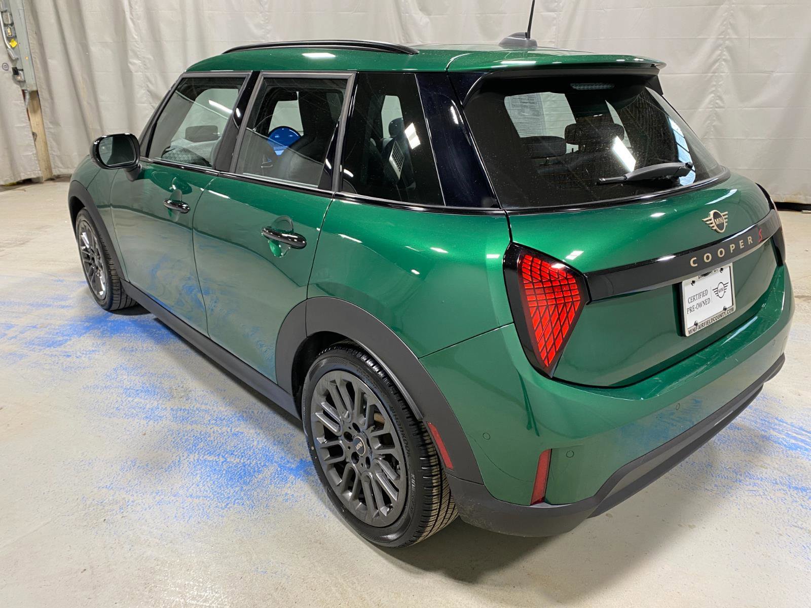 Certified 2025 MINI Cooper S image 9