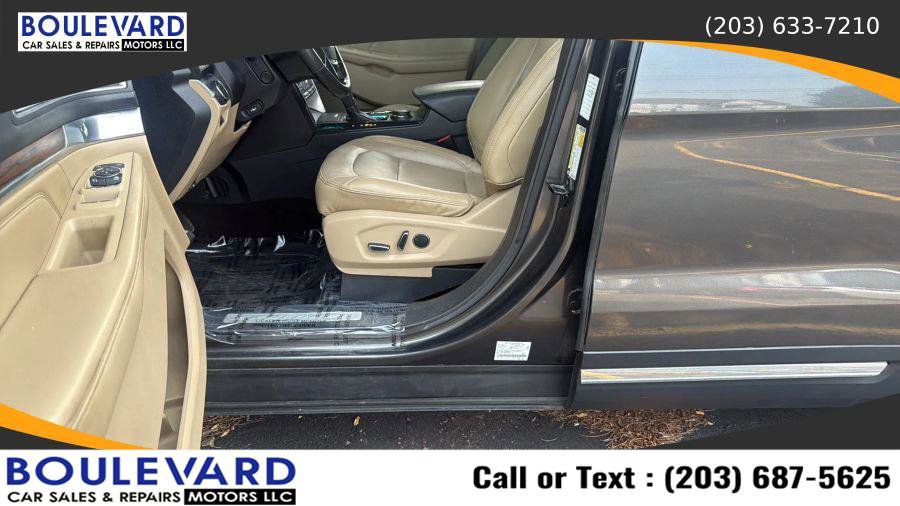 Used 2016 Ford Explorer Limited image 26