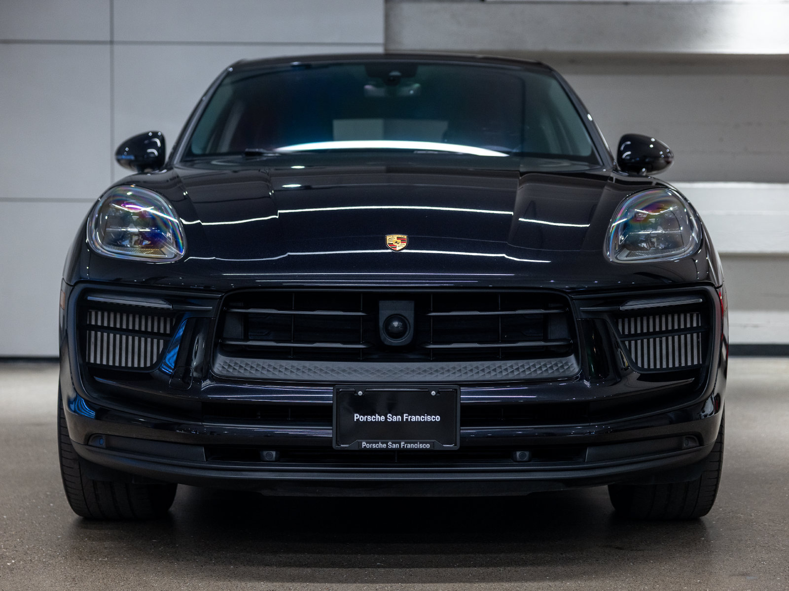 Certified 2023 Porsche Macan S AWD/4WD image 11