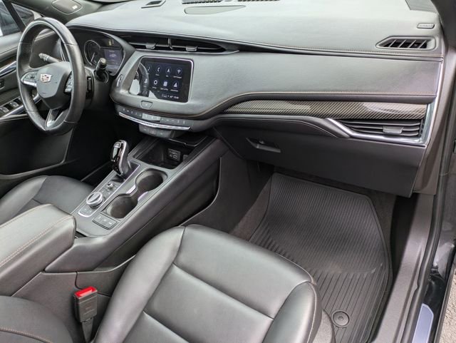 Used 2022 Cadillac XT4 Sport w/ Driver Awareness Package AWD/4WD image 29