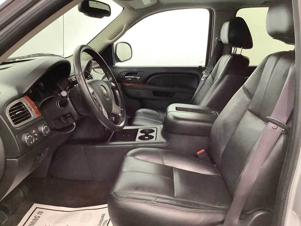 Used 2012 Chevrolet Avalanche LT AWD/4WD image 12