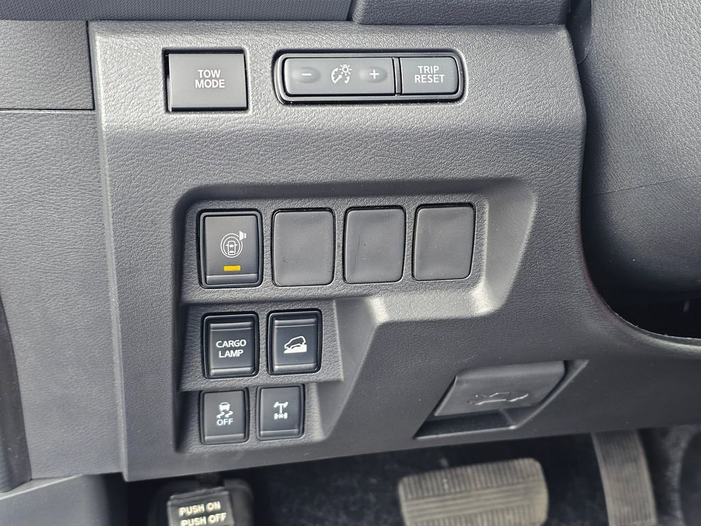 Used 2024 Nissan Frontier PRO-4X w/ Technology Package AWD/4WD image 33