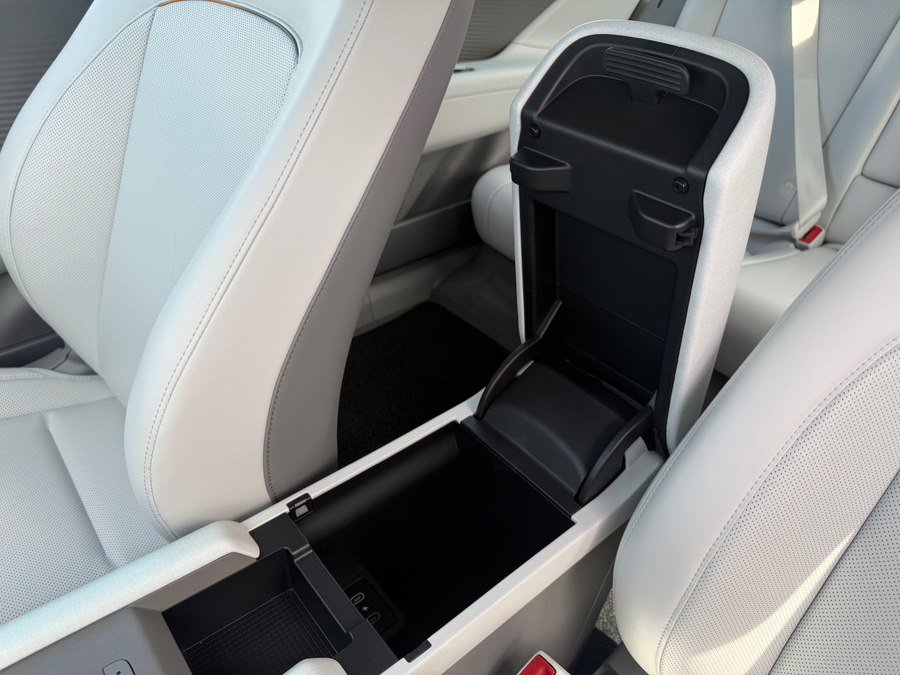 Used 2023 Hyundai Ioniq 6 SEL image 29