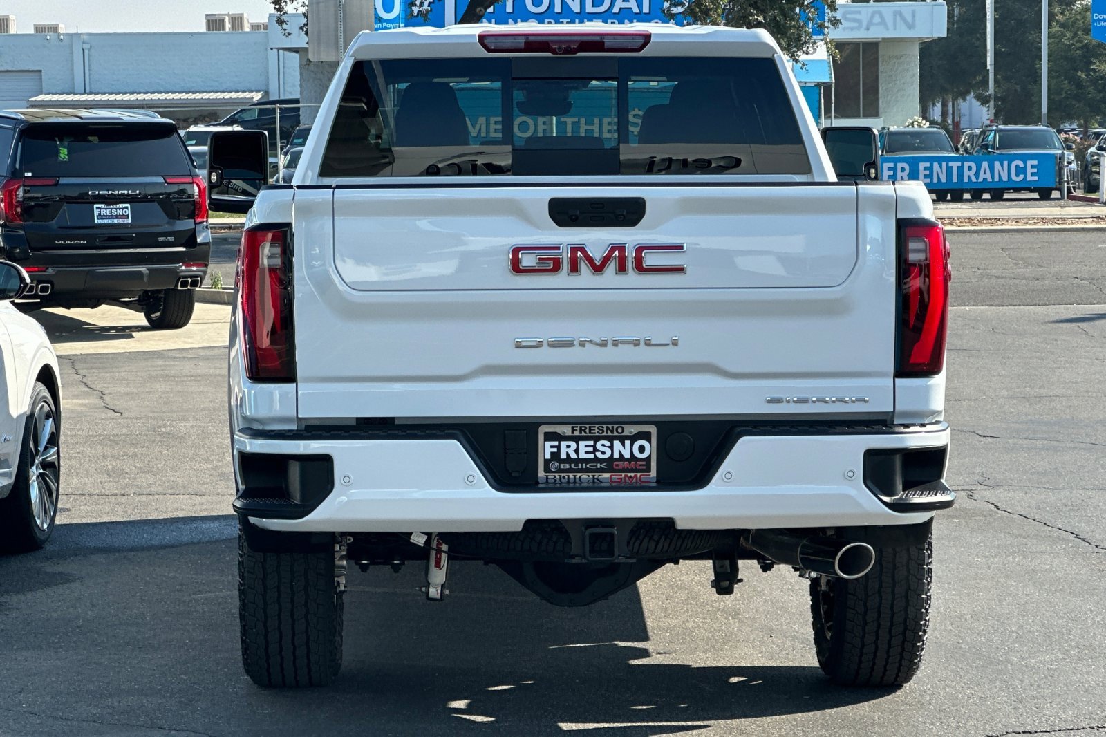 New 2026 GMC Sierra 2500 Denali w/ Denali Reserve Package image 6
