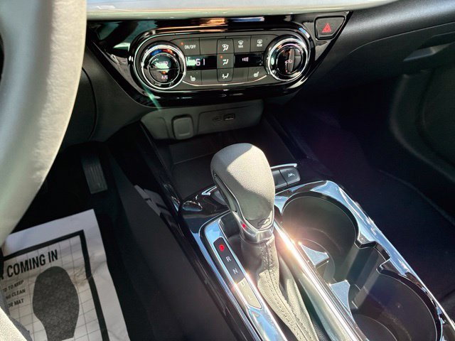 New 2026 Chevrolet Trax LT w/ LT Convenience Package FWD image 11