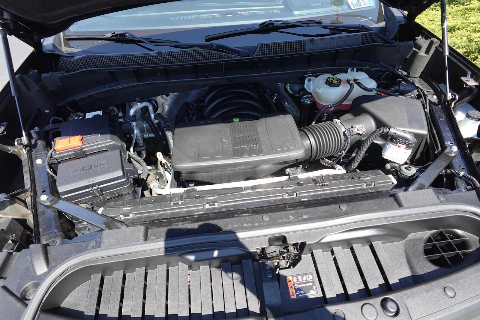 Used 2022 Chevrolet Silverado 1500 LT AWD/4WD image 28