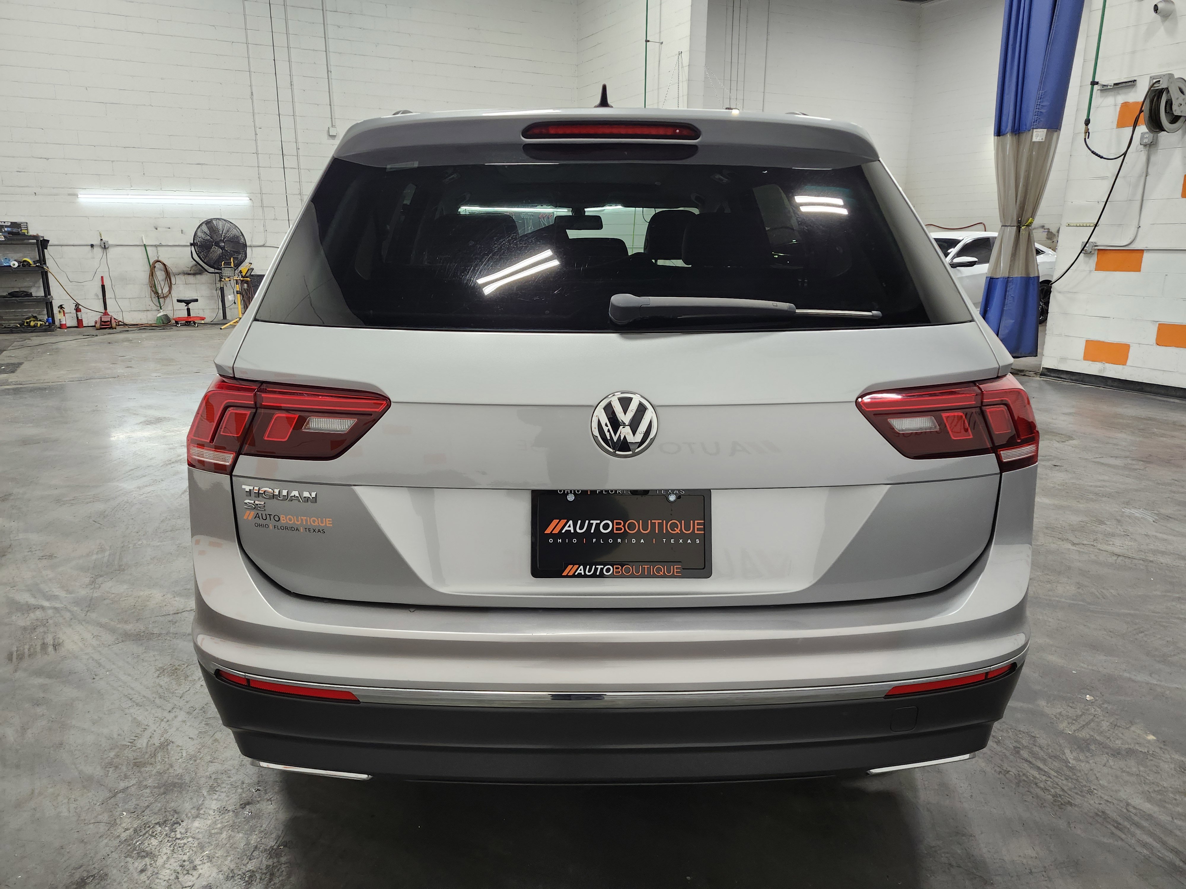 Used 2021 Volkswagen Tiguan SE FWD image 15