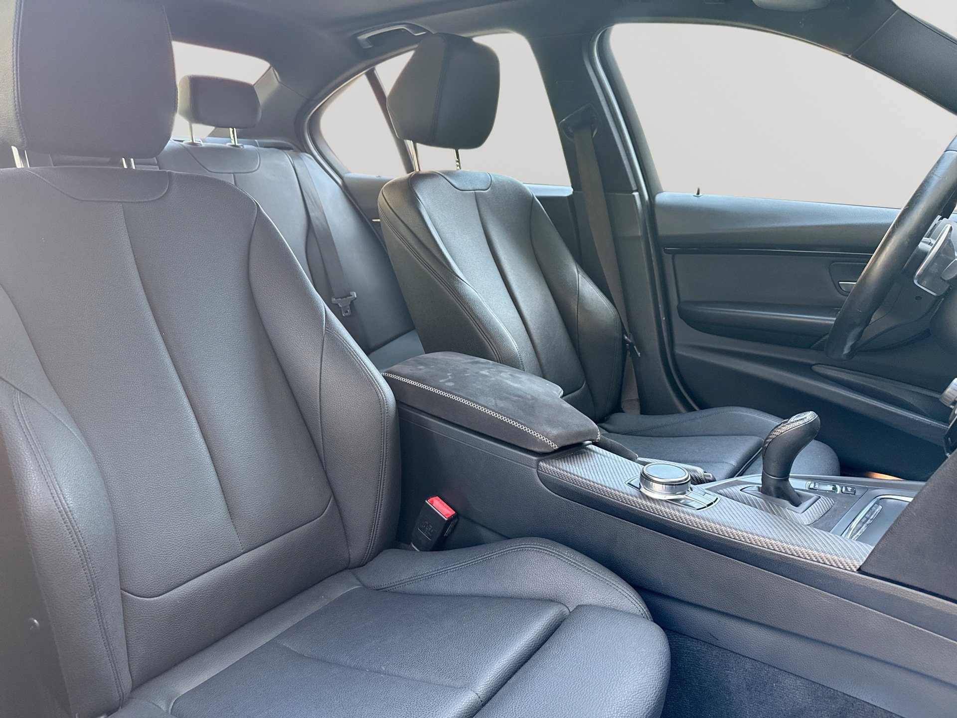Used 2018 BMW 330i Sedan RWD image 28