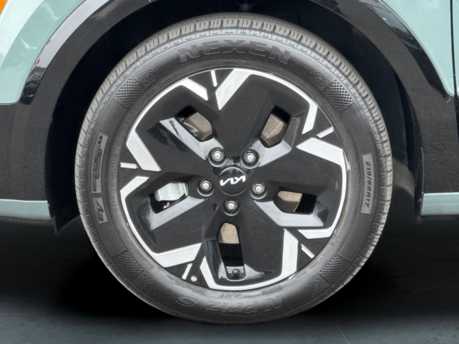 Used 2025 Kia Niro Wind image 26