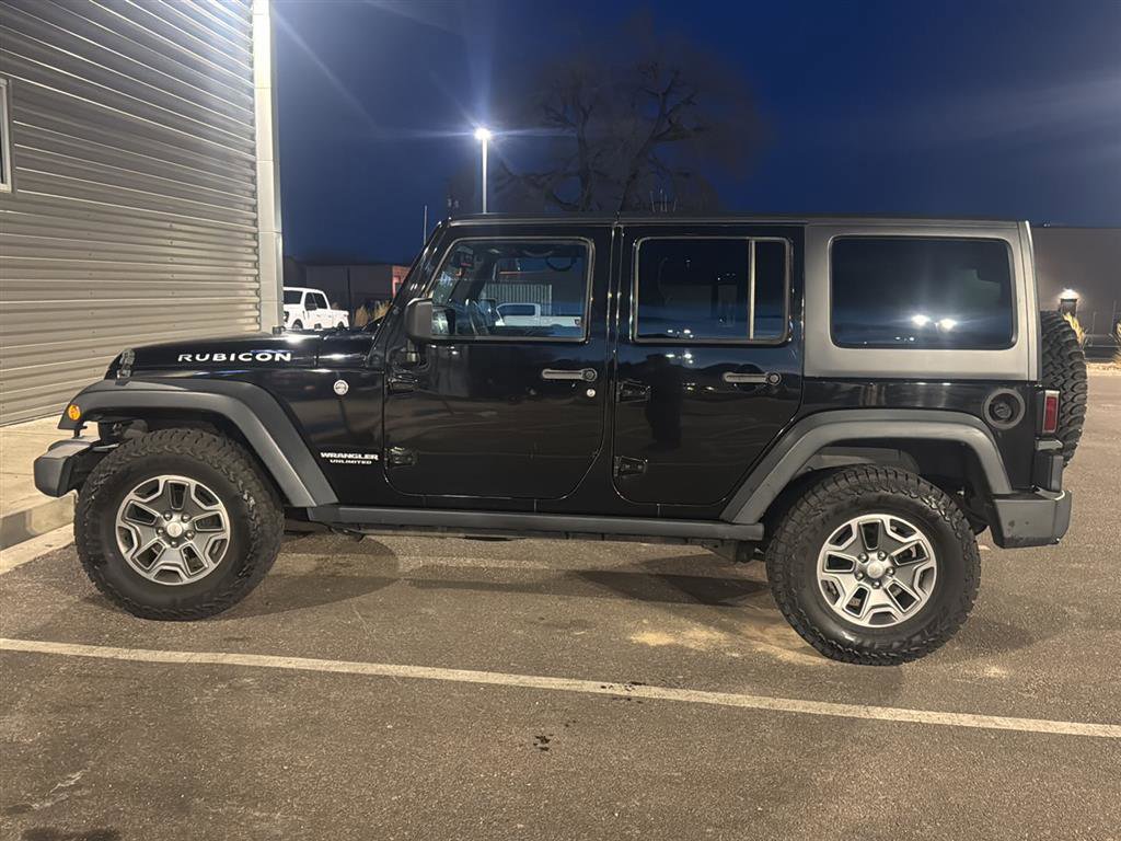 Used 2014 Jeep Wrangler Unlimited Rubicon w/ Connectivity Group image 9