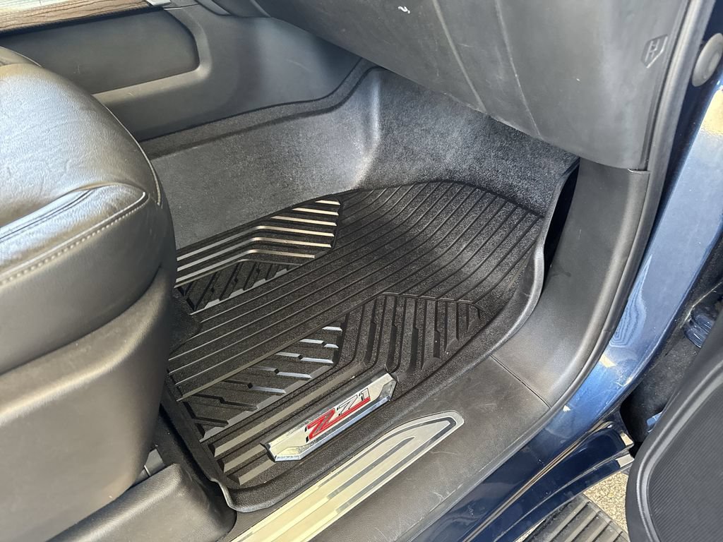 Certified 2020 Chevrolet Silverado 1500 RST AWD/4WD image 25