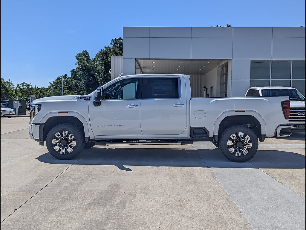 New 2026 GMC Sierra 3500 Denali w/ Denali Reserve Package AWD/4WD image 9