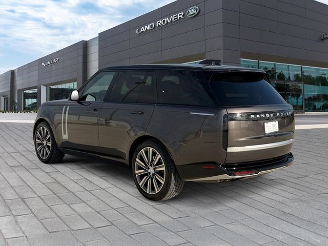 Certified 2025 Land Rover Range Rover Autobiography AWD/4WD image 3