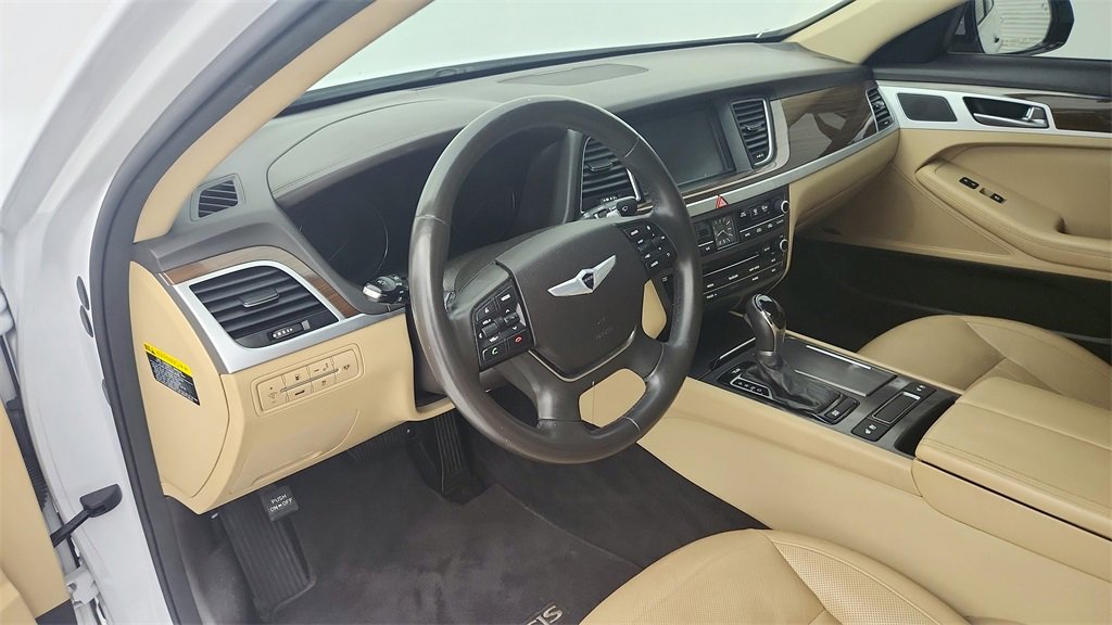 Used 2016 Hyundai Genesis 3.8 w/ Option Group 02 image 16