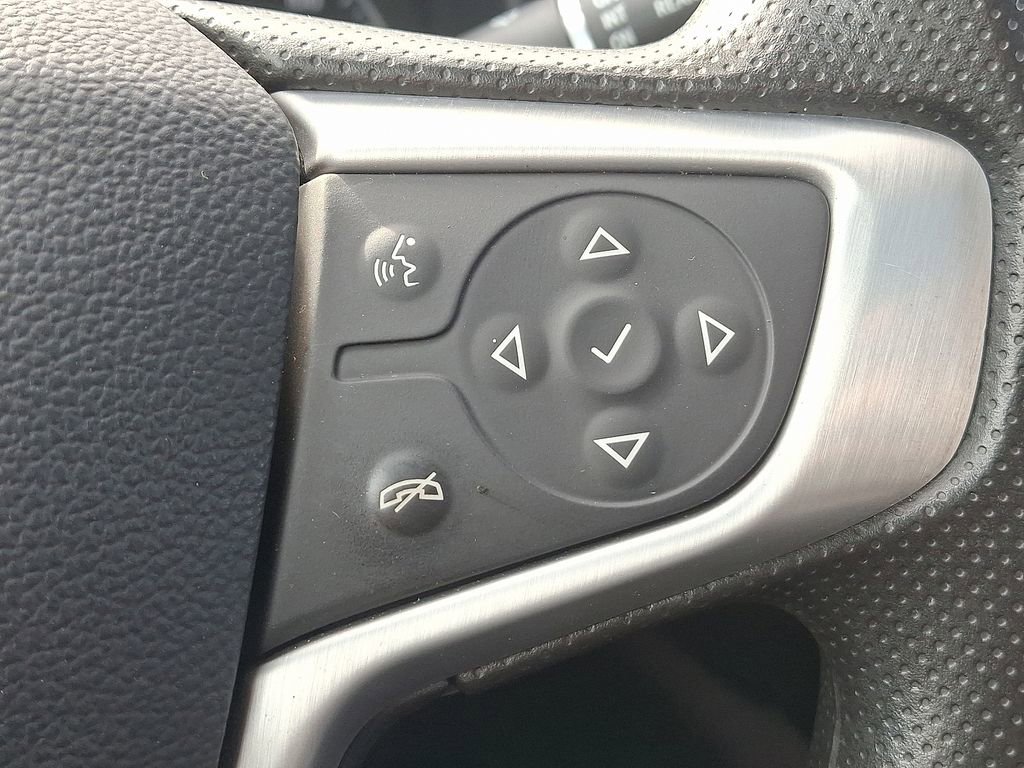 Used 2023 GMC Acadia SLE image 22