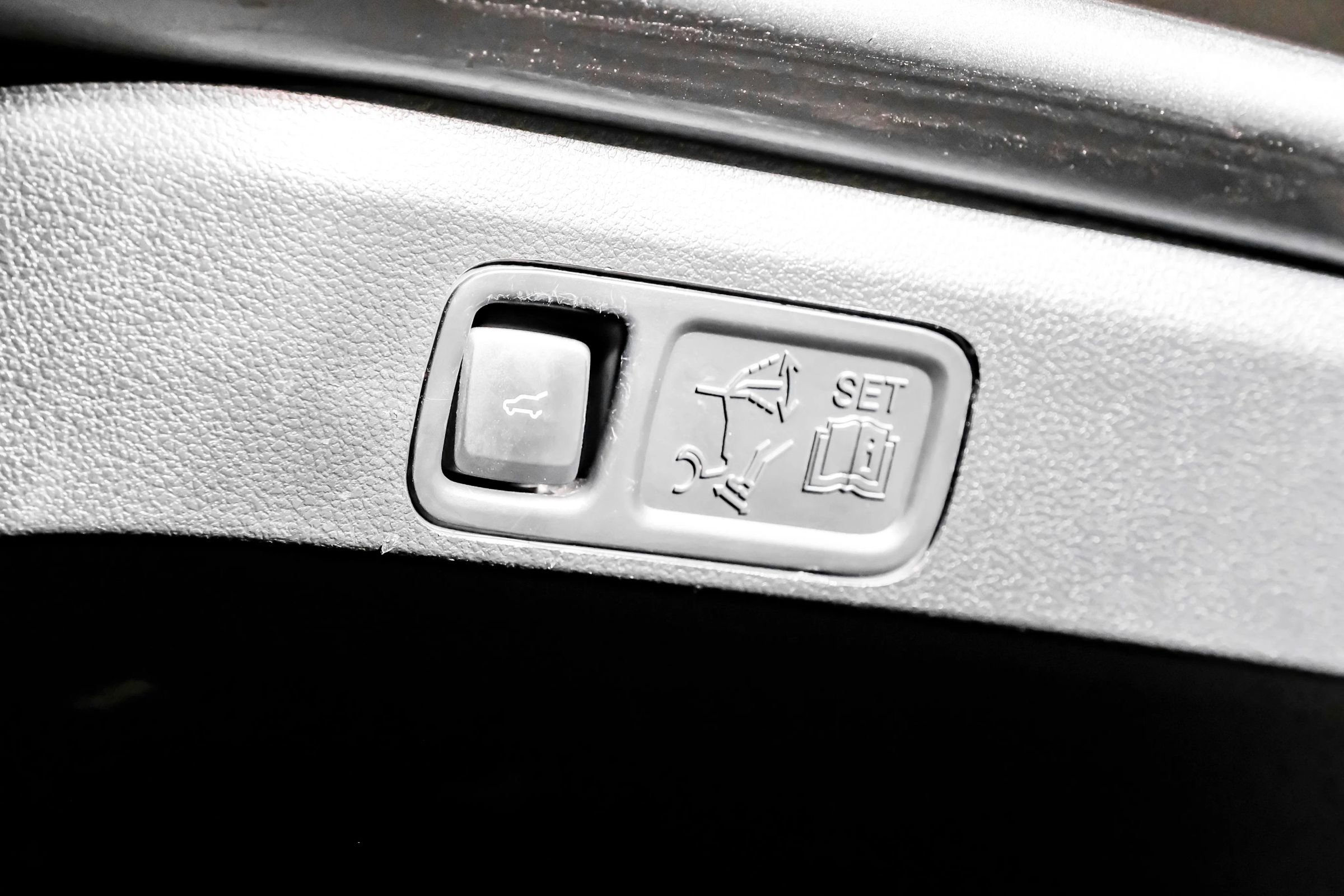 Used 2021 Ford Expedition Limited image 48