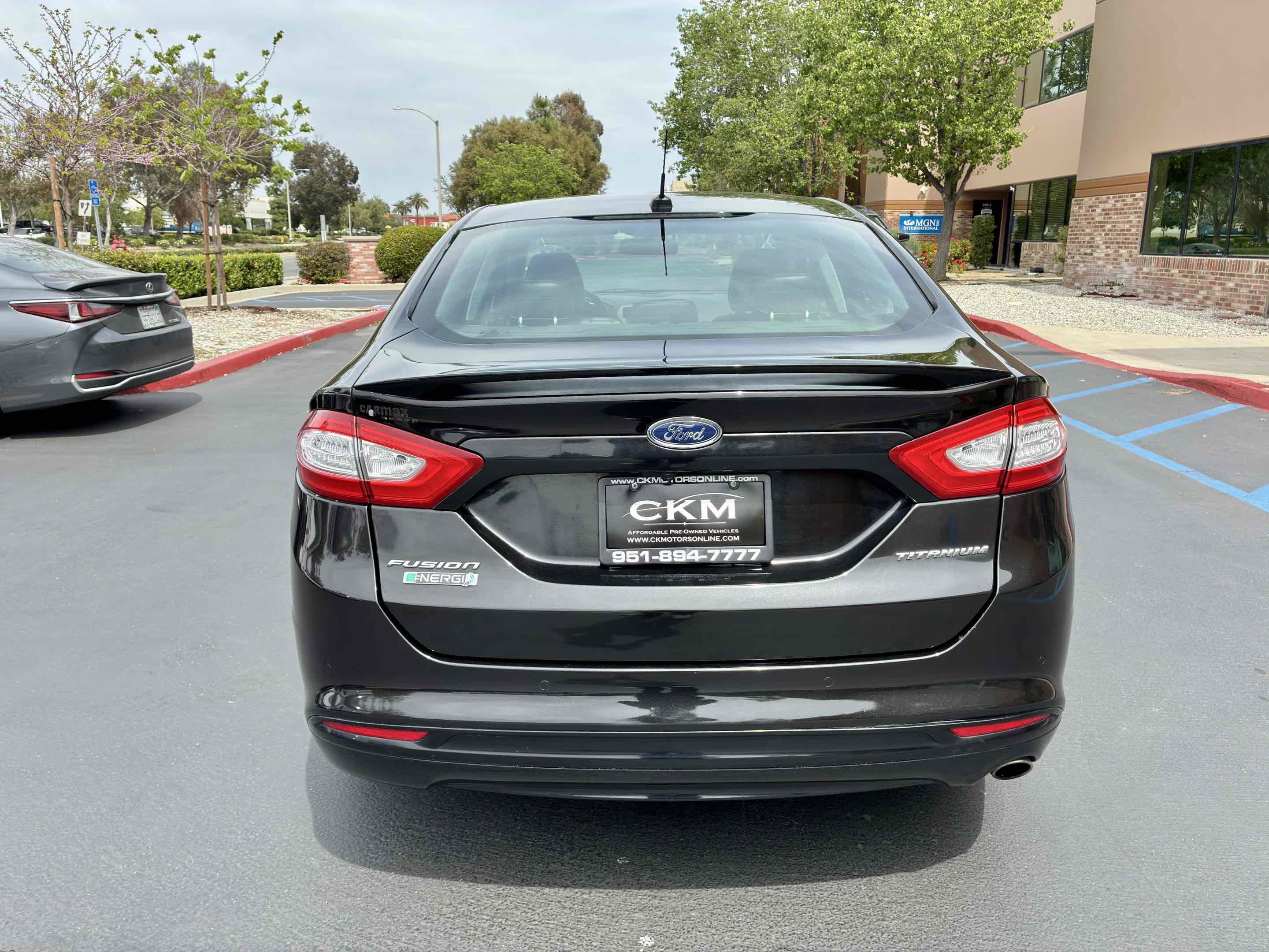 Used 2015 Ford Fusion Energi Titanium image 9
